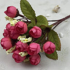 Mini Ramo de Capullos de Rosa — 15 Cabezas de Seda, 7 Colores, Novia y Hogar
