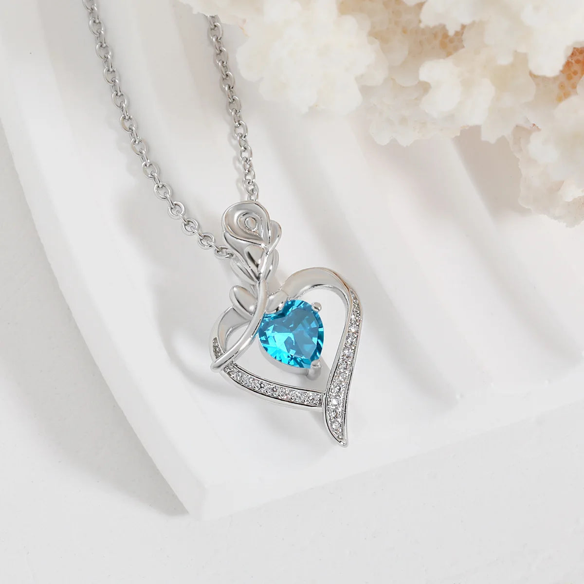 Eternal Flower Pendants Copper Ladies High End Love Rose Necklace Charm Jewelry Valentine's Day Gift