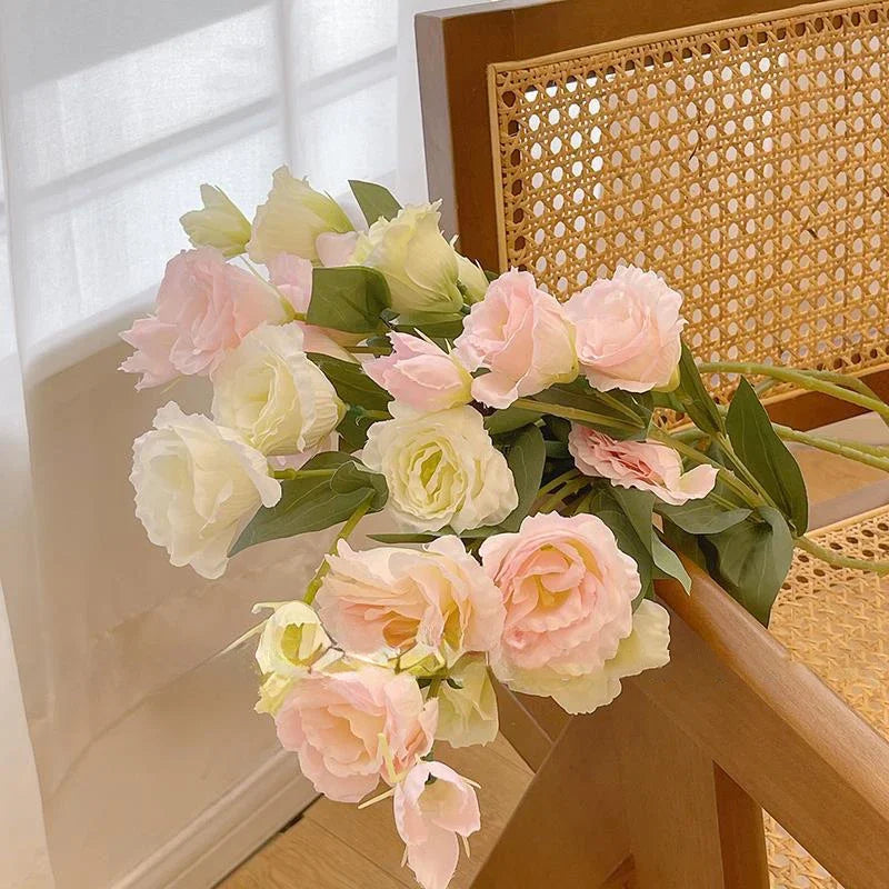 Tallo Grande de Eustoma con Hojas — Seda Natural, Hogar, Boda y Fiesta