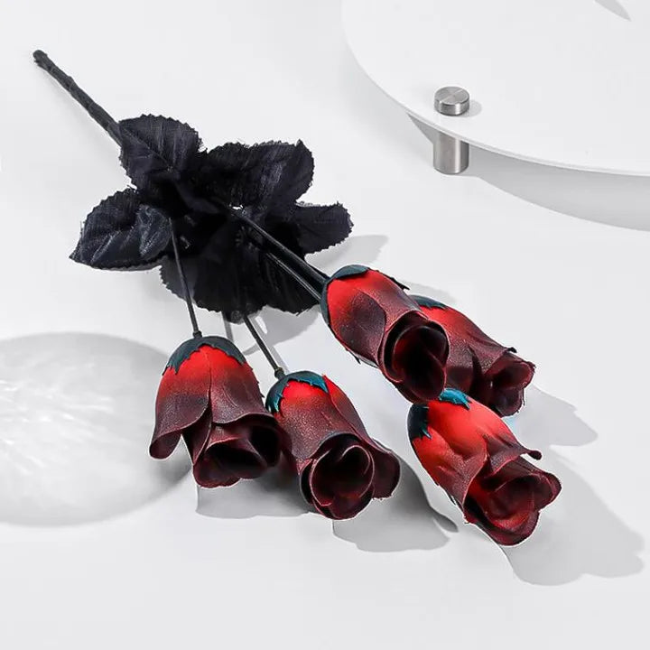 Ramo Gótico de Rosas de Seda — Rojo, Morado y Gris, Novia y Halloween