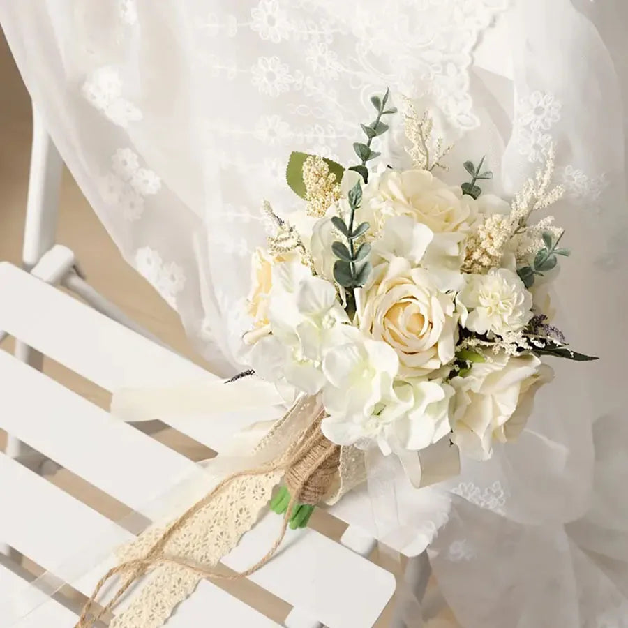 Elegant Artificial Rose Bouquet for Bride Bridesmaid Chic Realistic Everlasting Wedding Flowers Used As A Bridal Bridesmaid ﻿
