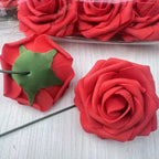 Rosas Artificiales Ultra Realistas con Tallo — Set 25 Unidades, 7 Colores, Hogar y Boda