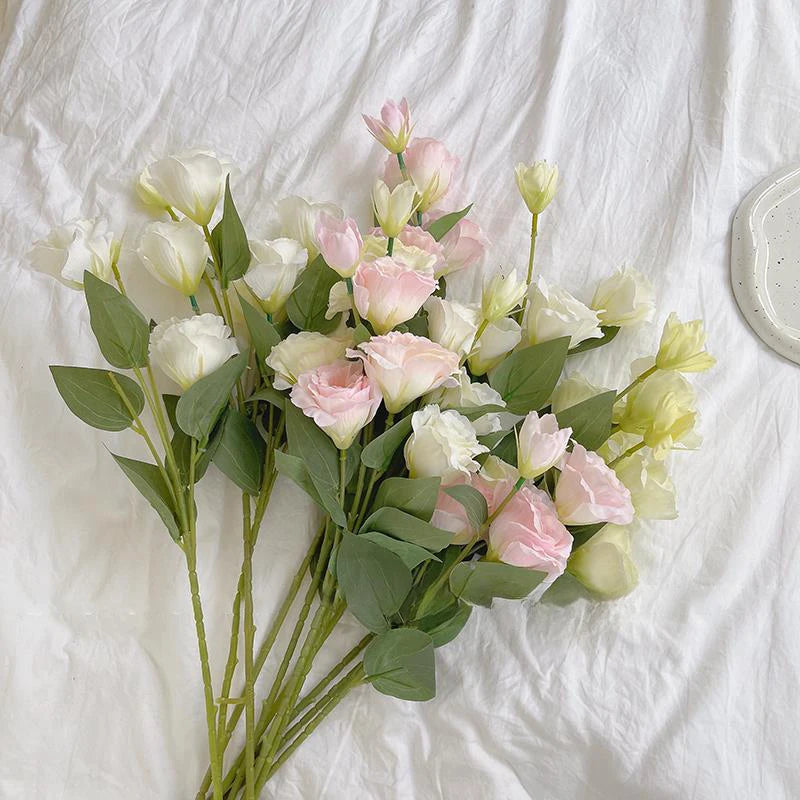 Tallo Grande de Eustoma con Hojas — Seda Natural, Hogar, Boda y Fiesta