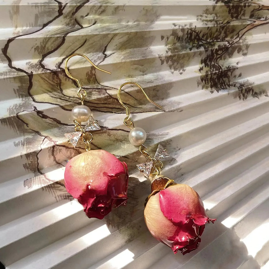 Eternal Flower Rose True Flower Dried Flower Earrings For Women With A Niche Design And Retro Zircon Handmade Earrings