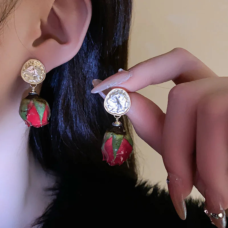 New Red Eternal Rose Dangle Earrings for Women French Elegant Temperament Earring Vintage Luxury Jewelry Manufacturers Wholesale